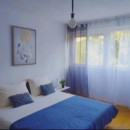 Lägenhet Self Check In Two Bedroom In Centre